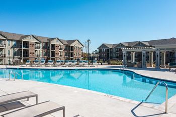 Sparkling swimming pool
